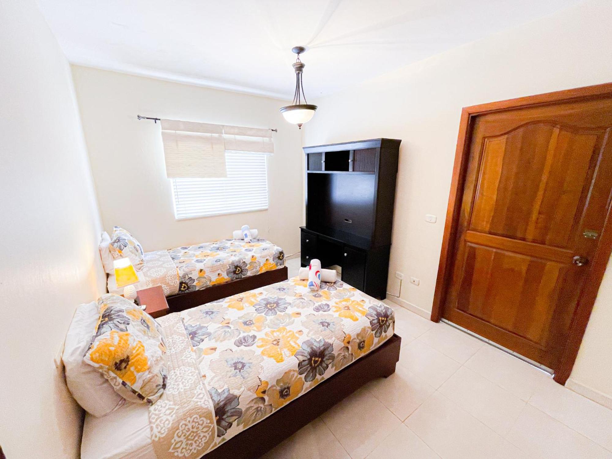 Caribbean Paradise Ocean Breeze Hotel With View Los Corales Bbq Wifi Beach Club & Spa Пунта Кана Екстериор снимка