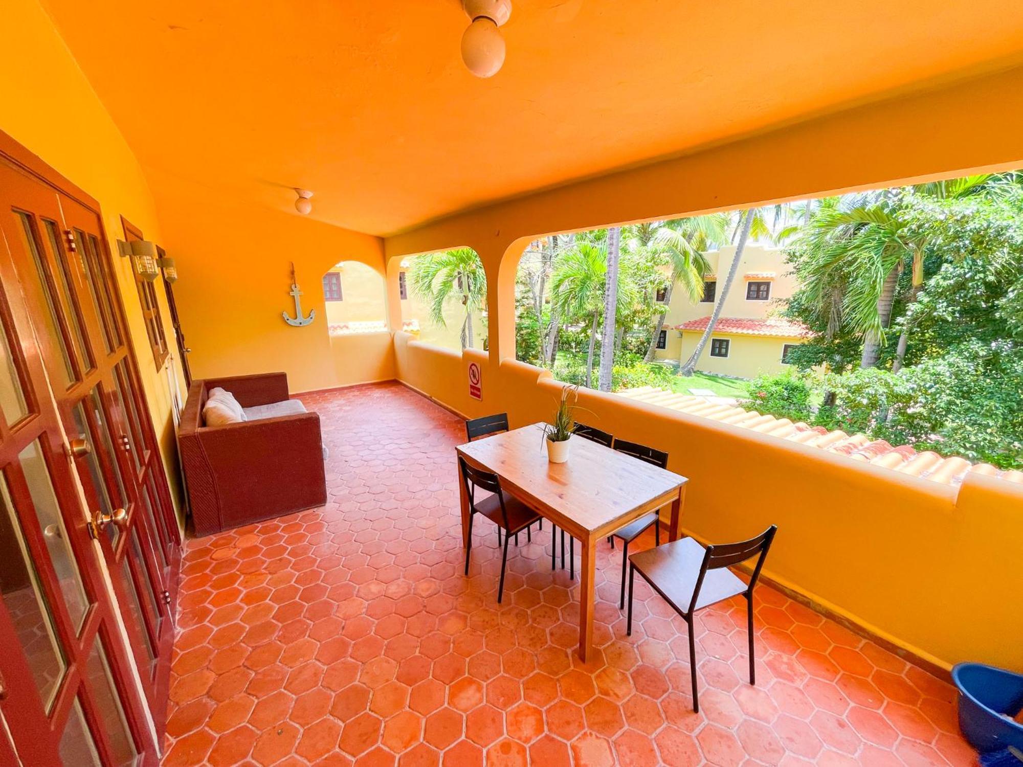 Caribbean Paradise Ocean Breeze Hotel With View Los Corales Bbq Wifi Beach Club & Spa Пунта Кана Екстериор снимка